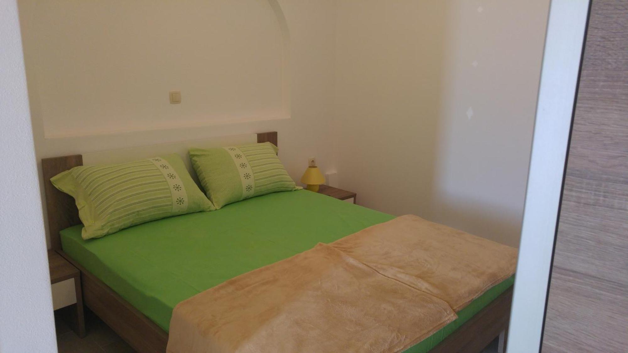 Apartments And Room Suza Сень Экстерьер фото