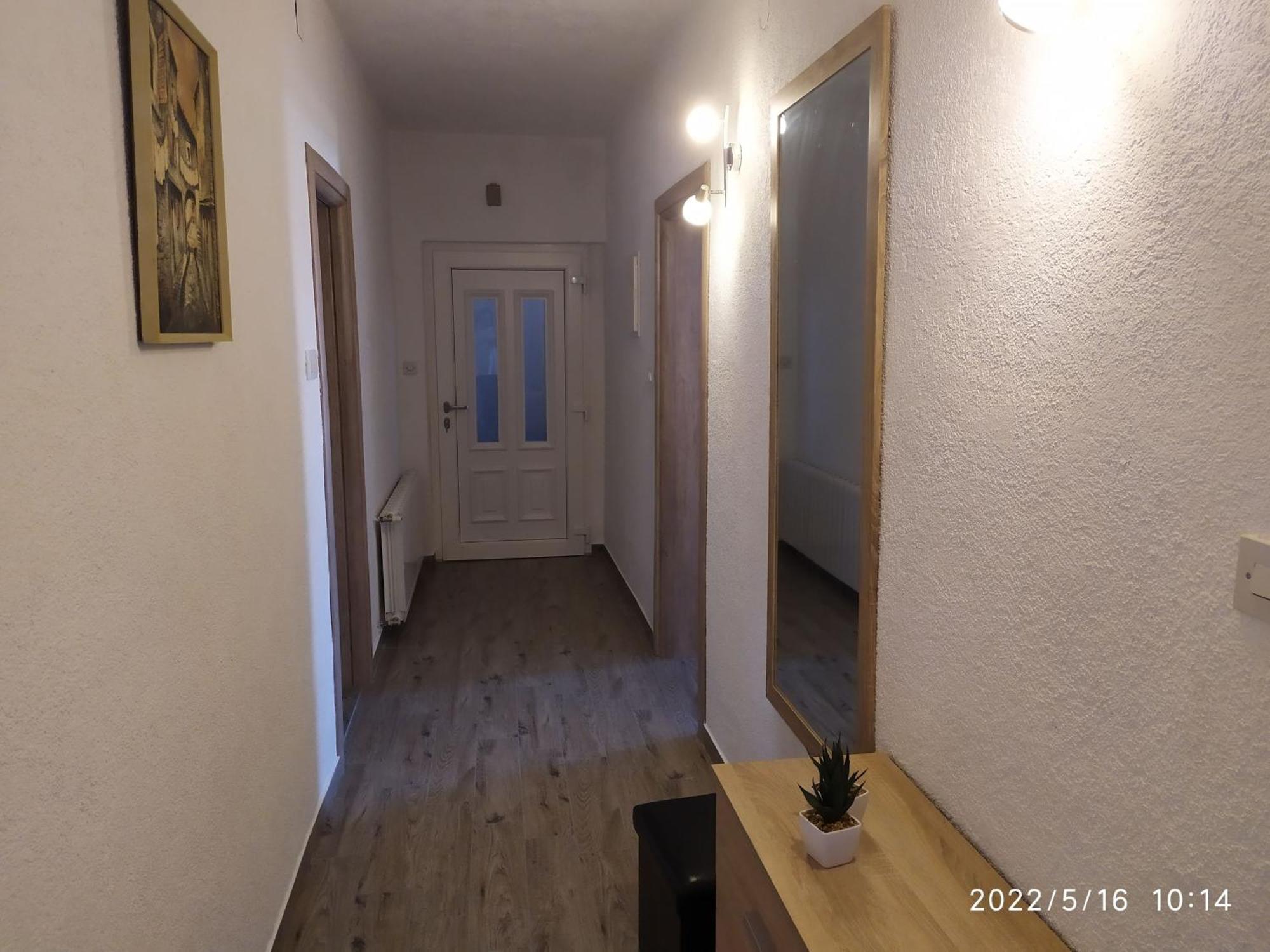 Apartments And Room Suza Сень Экстерьер фото