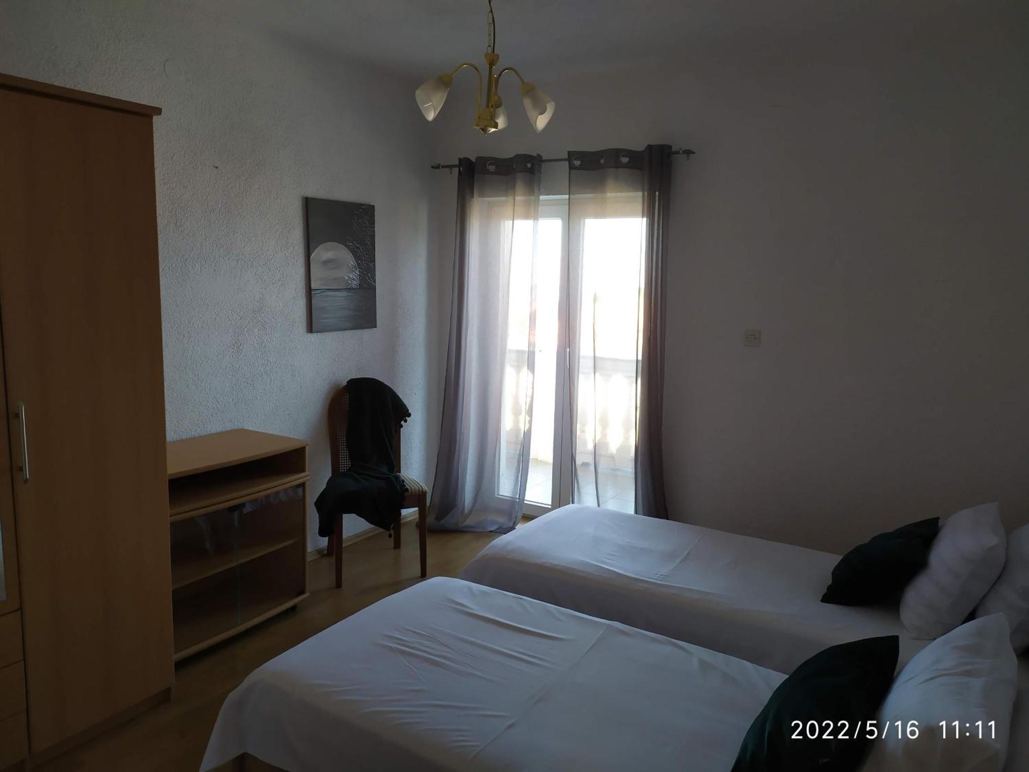 Apartments And Room Suza Сень Экстерьер фото