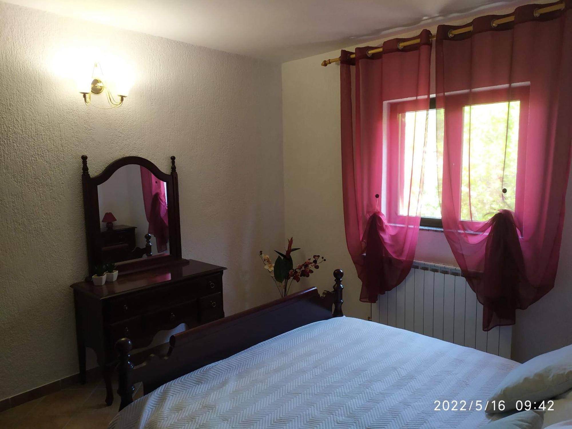 Apartments And Room Suza Сень Экстерьер фото